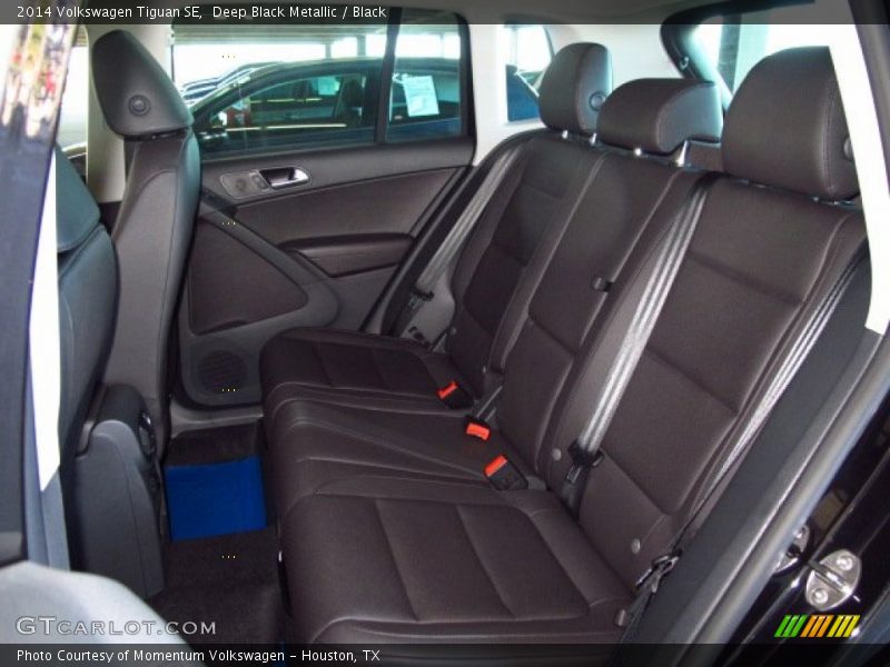 Deep Black Metallic / Black 2014 Volkswagen Tiguan SE
