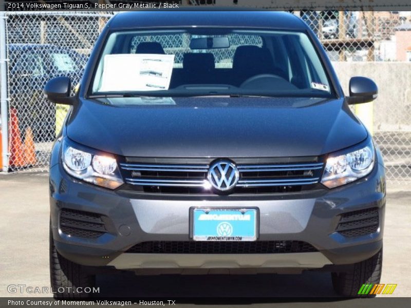 Pepper Gray Metallic / Black 2014 Volkswagen Tiguan S