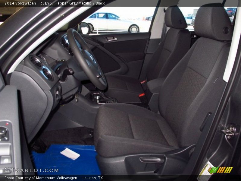 Pepper Gray Metallic / Black 2014 Volkswagen Tiguan S