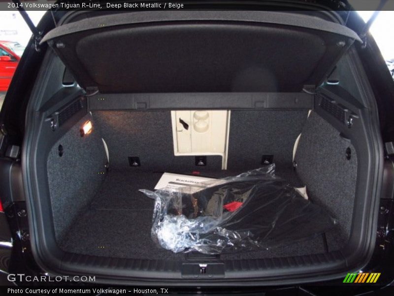 Deep Black Metallic / Beige 2014 Volkswagen Tiguan R-Line