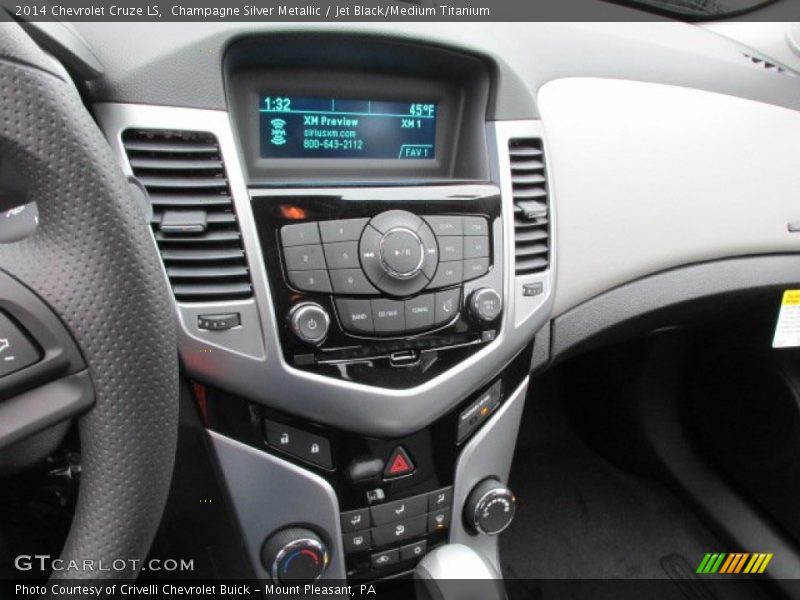 Champagne Silver Metallic / Jet Black/Medium Titanium 2014 Chevrolet Cruze LS