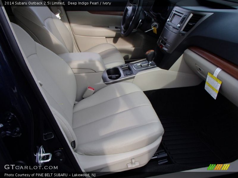 Deep Indigo Pearl / Ivory 2014 Subaru Outback 2.5i Limited