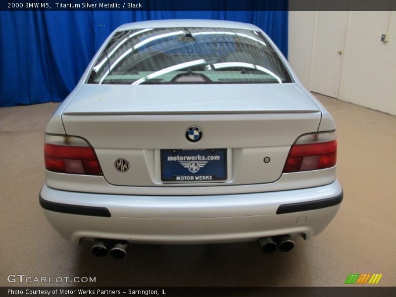 Titanium Silver Metallic / Black 2000 BMW M5