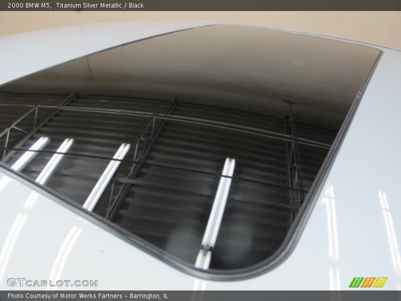 Titanium Silver Metallic / Black 2000 BMW M5