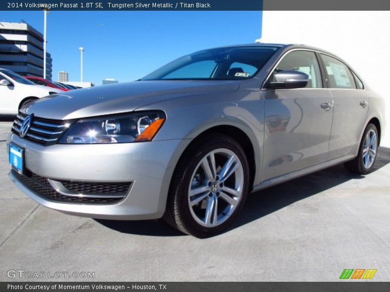 Tungsten Silver Metallic / Titan Black 2014 Volkswagen Passat 1.8T SE