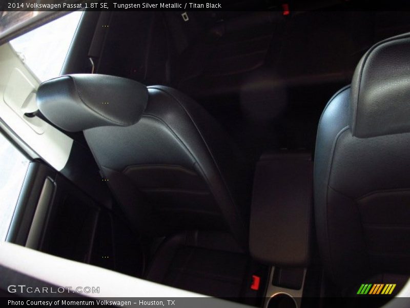 Tungsten Silver Metallic / Titan Black 2014 Volkswagen Passat 1.8T SE