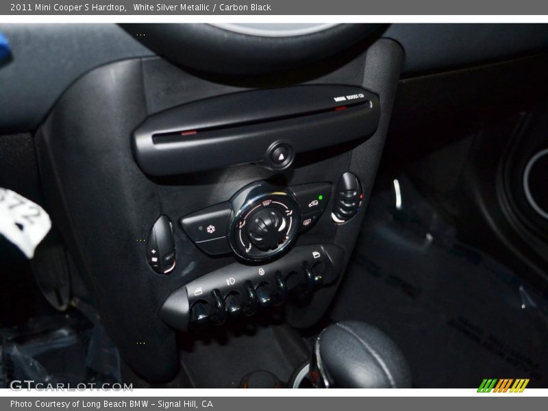 White Silver Metallic / Carbon Black 2011 Mini Cooper S Hardtop
