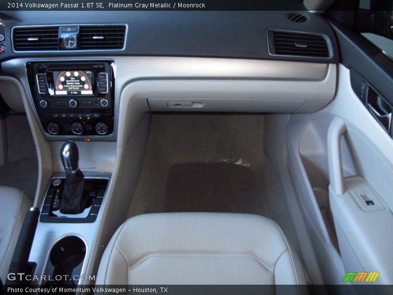 Platinum Gray Metallic / Moonrock 2014 Volkswagen Passat 1.8T SE