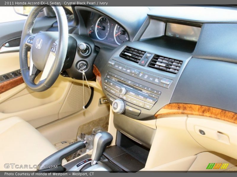Crystal Black Pearl / Ivory 2011 Honda Accord EX-L Sedan