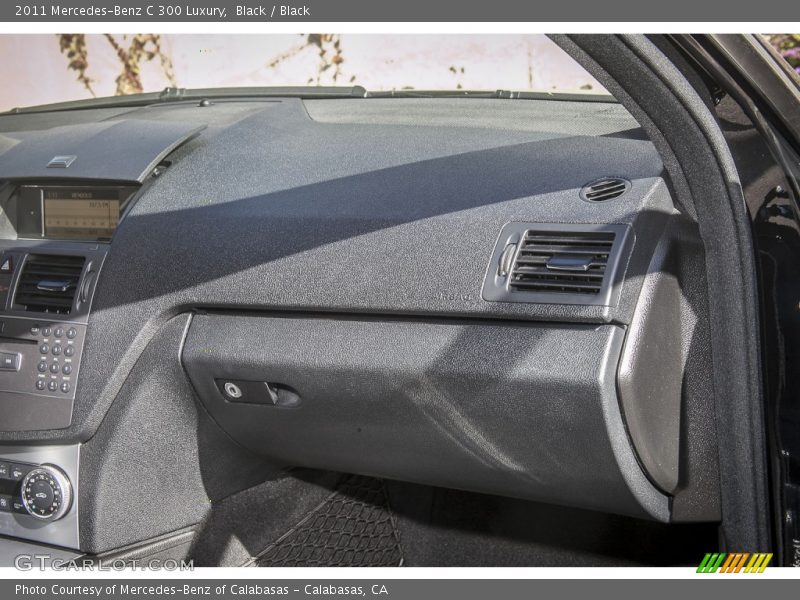 Black / Black 2011 Mercedes-Benz C 300 Luxury