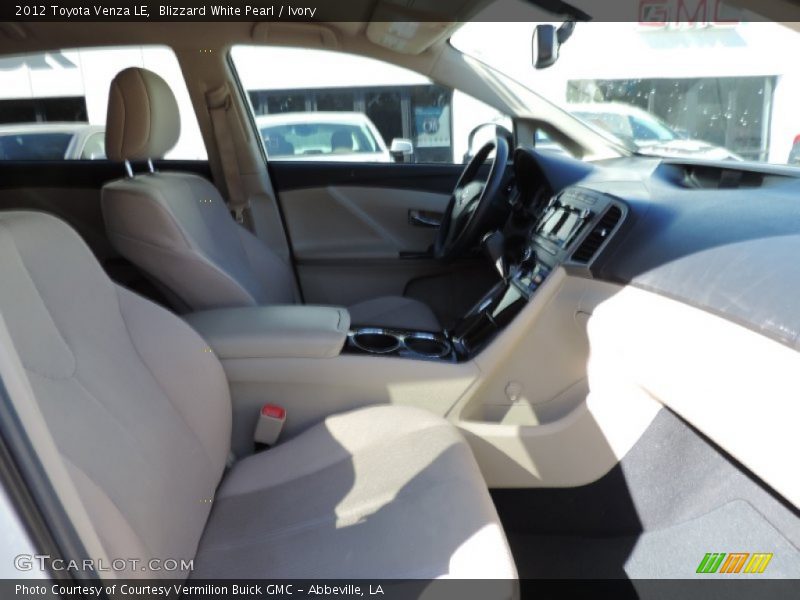 Blizzard White Pearl / Ivory 2012 Toyota Venza LE
