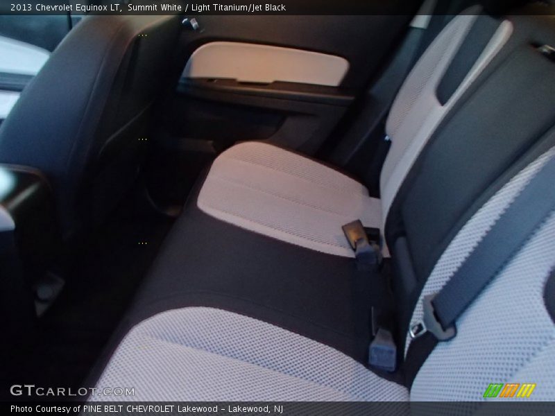 Summit White / Light Titanium/Jet Black 2013 Chevrolet Equinox LT