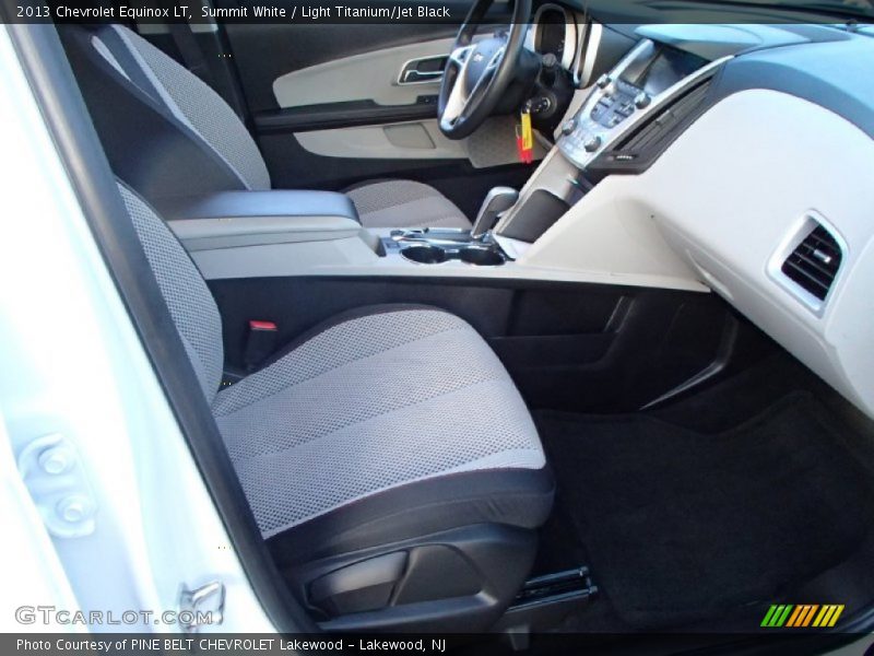 Summit White / Light Titanium/Jet Black 2013 Chevrolet Equinox LT
