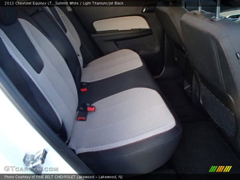 Summit White / Light Titanium/Jet Black 2013 Chevrolet Equinox LT