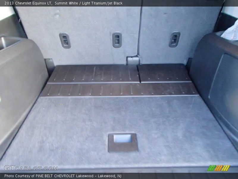 Summit White / Light Titanium/Jet Black 2013 Chevrolet Equinox LT
