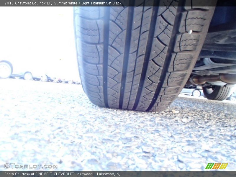 Summit White / Light Titanium/Jet Black 2013 Chevrolet Equinox LT