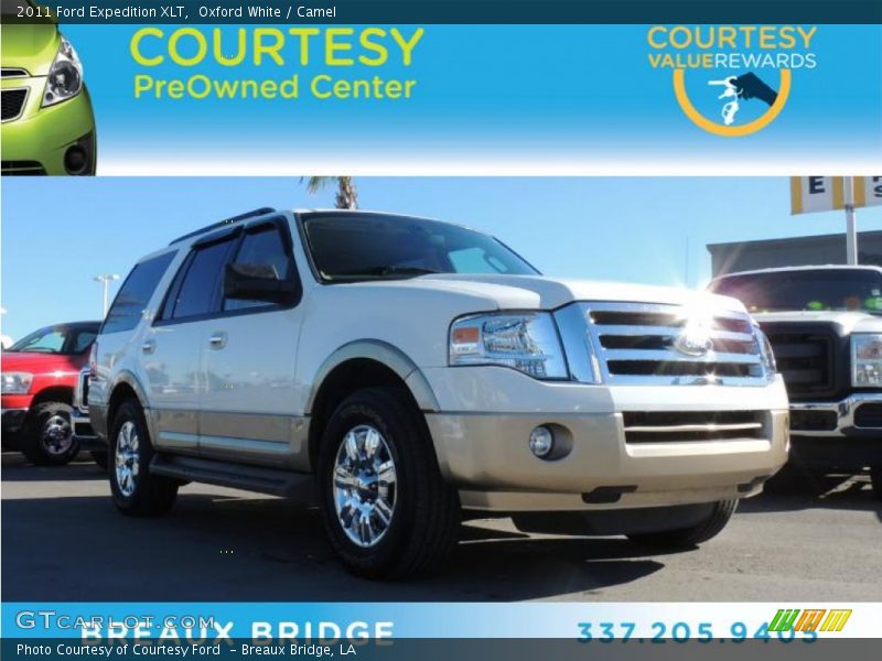 Oxford White / Camel 2011 Ford Expedition XLT