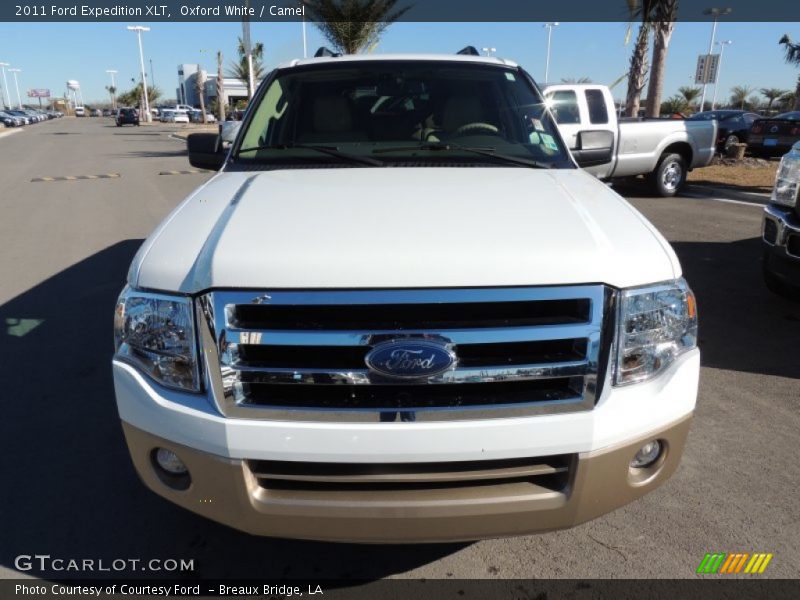 Oxford White / Camel 2011 Ford Expedition XLT