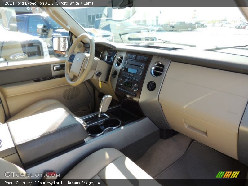 Oxford White / Camel 2011 Ford Expedition XLT