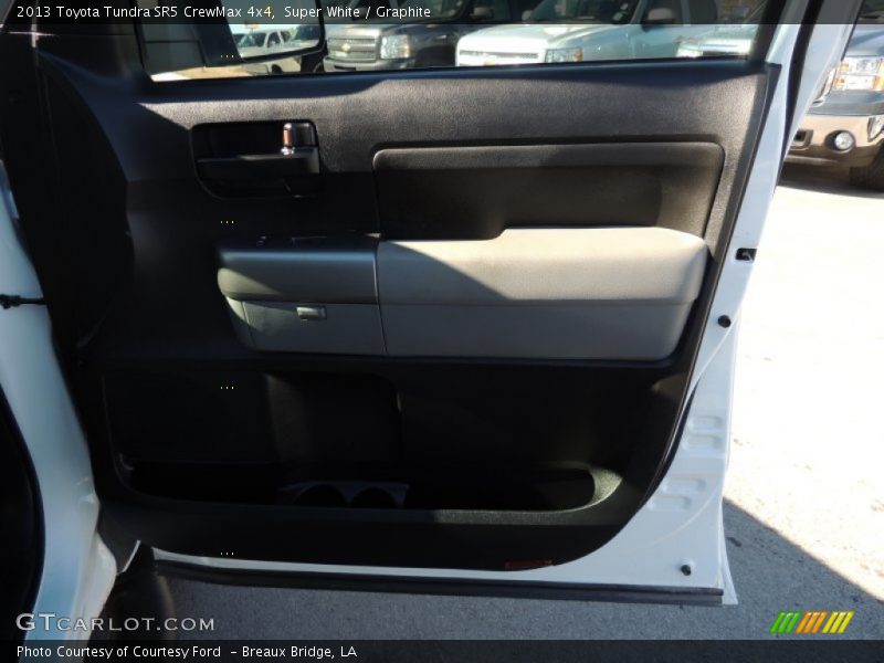 Super White / Graphite 2013 Toyota Tundra SR5 CrewMax 4x4