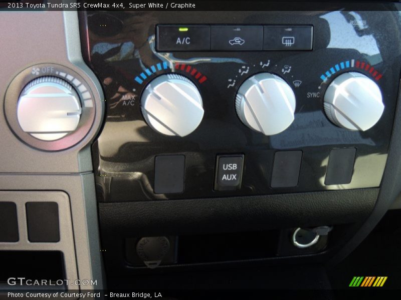 Super White / Graphite 2013 Toyota Tundra SR5 CrewMax 4x4