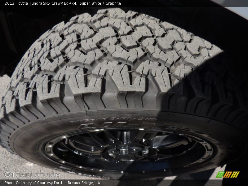 Super White / Graphite 2013 Toyota Tundra SR5 CrewMax 4x4