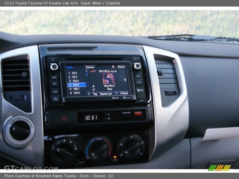 Super White / Graphite 2014 Toyota Tacoma V6 Double Cab 4x4