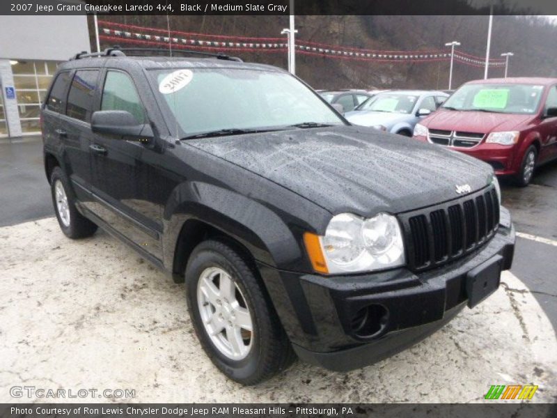 Black / Medium Slate Gray 2007 Jeep Grand Cherokee Laredo 4x4