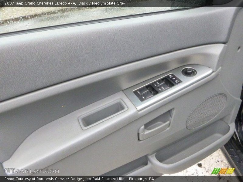 Black / Medium Slate Gray 2007 Jeep Grand Cherokee Laredo 4x4