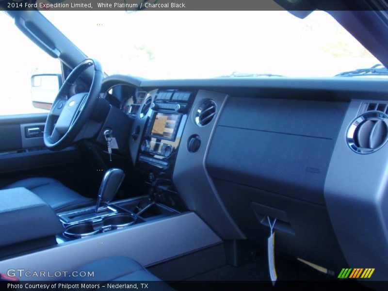 White Platinum / Charcoal Black 2014 Ford Expedition Limited
