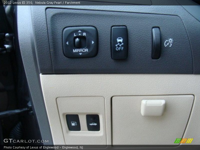 Nebula Gray Pearl / Parchment 2012 Lexus ES 350