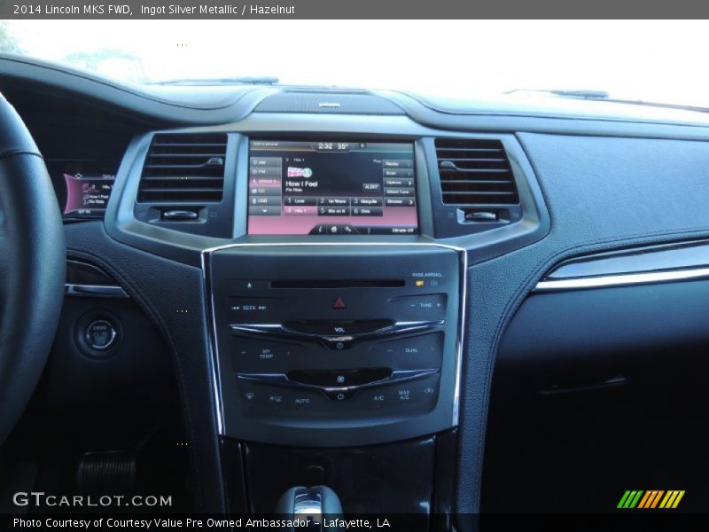 Controls of 2014 MKS FWD