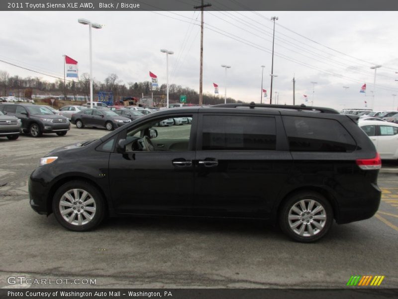 Black / Bisque 2011 Toyota Sienna XLE AWD