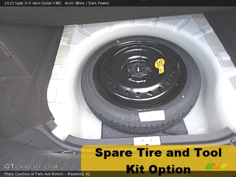 Arctic White / Dark Pewter 2010 Saab 9-5 Aero Sedan XWD