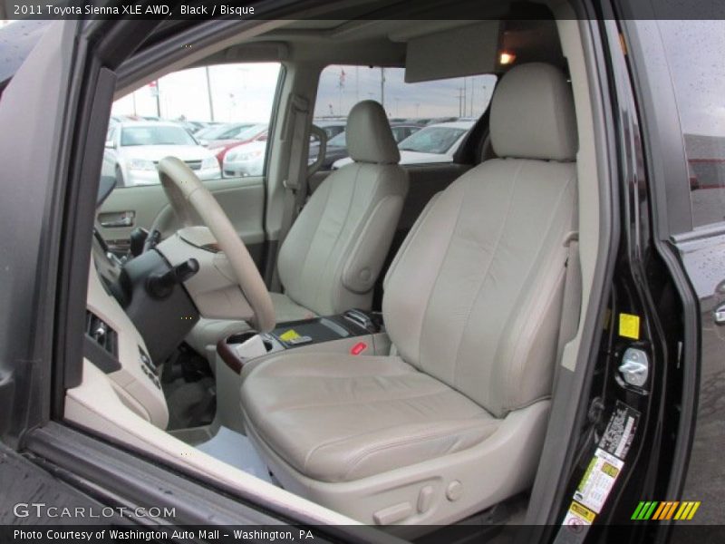 Black / Bisque 2011 Toyota Sienna XLE AWD