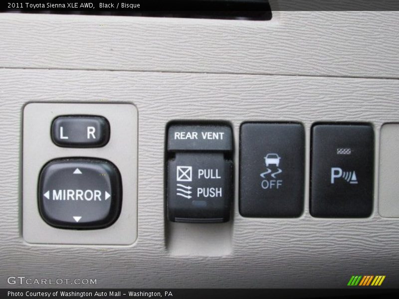 Black / Bisque 2011 Toyota Sienna XLE AWD