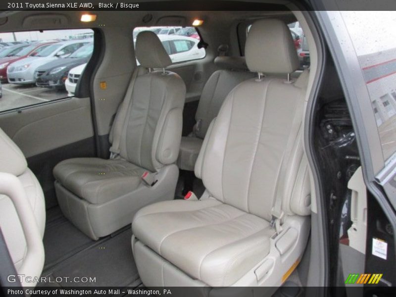 Black / Bisque 2011 Toyota Sienna XLE AWD