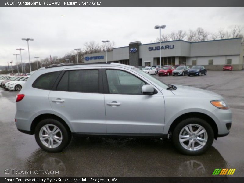 Radiant Silver / Gray 2010 Hyundai Santa Fe SE 4WD