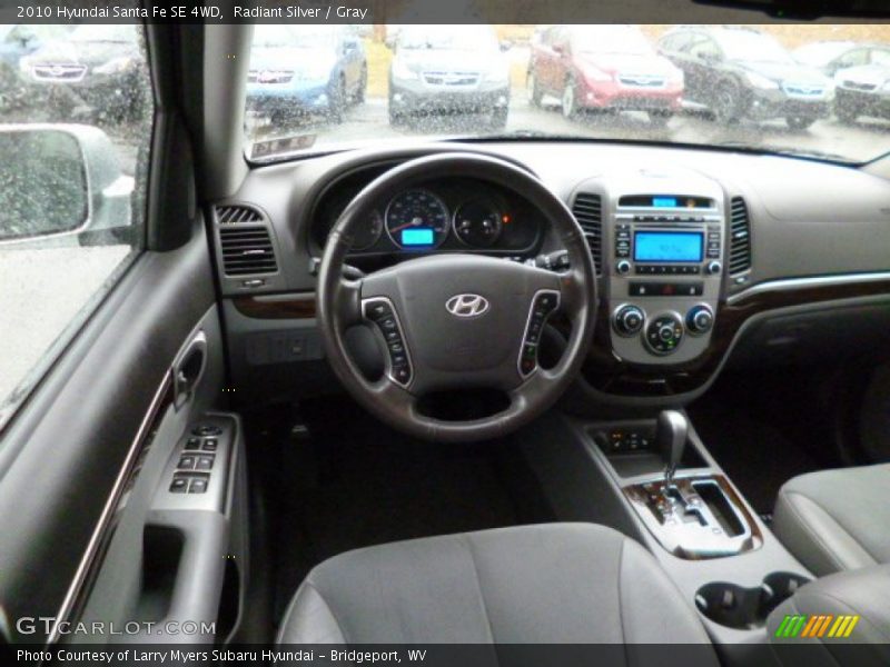 Radiant Silver / Gray 2010 Hyundai Santa Fe SE 4WD