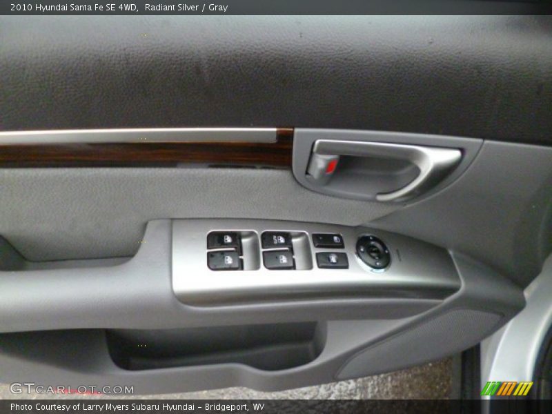 Radiant Silver / Gray 2010 Hyundai Santa Fe SE 4WD