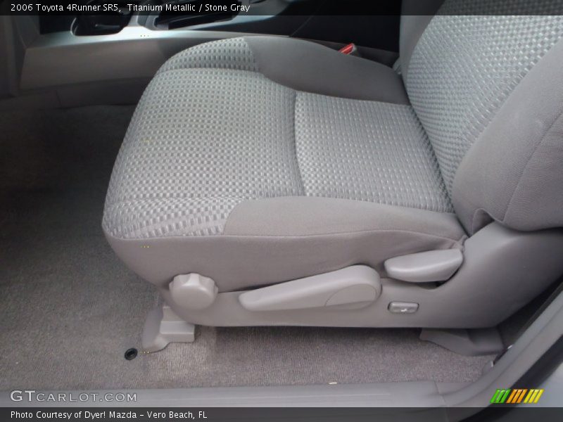 Titanium Metallic / Stone Gray 2006 Toyota 4Runner SR5