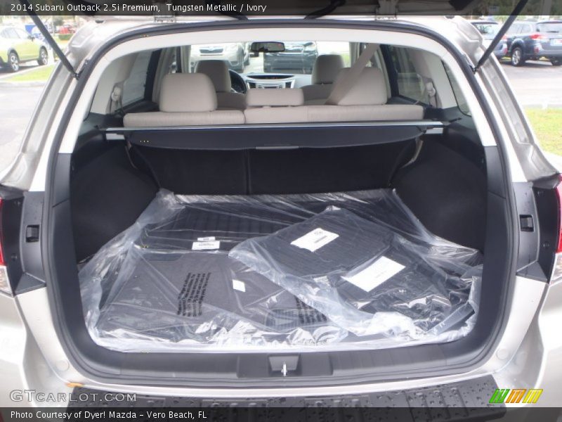 Tungsten Metallic / Ivory 2014 Subaru Outback 2.5i Premium