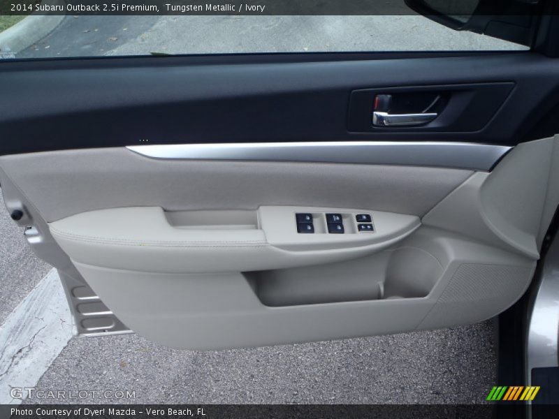 Tungsten Metallic / Ivory 2014 Subaru Outback 2.5i Premium