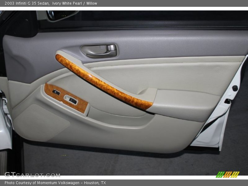 Ivory White Pearl / Willow 2003 Infiniti G 35 Sedan