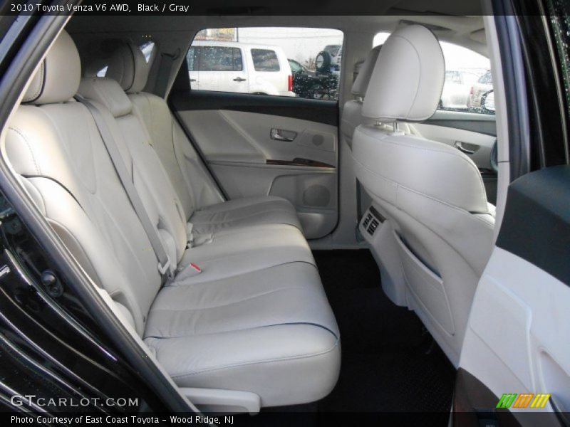 Black / Gray 2010 Toyota Venza V6 AWD