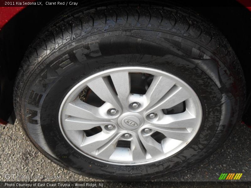 Claret Red / Gray 2011 Kia Sedona LX