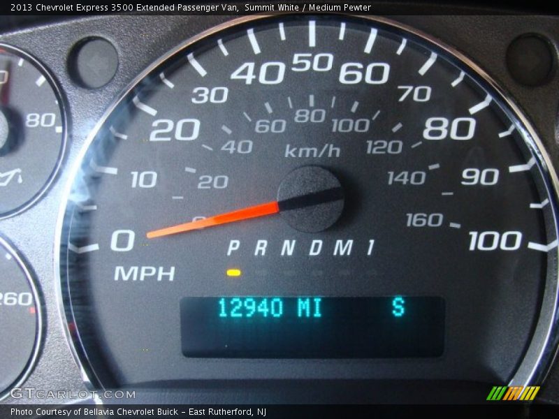 Summit White / Medium Pewter 2013 Chevrolet Express 3500 Extended Passenger Van