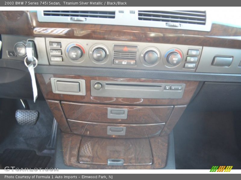 Titanium Silver Metallic / Black/Black 2003 BMW 7 Series 745i Sedan