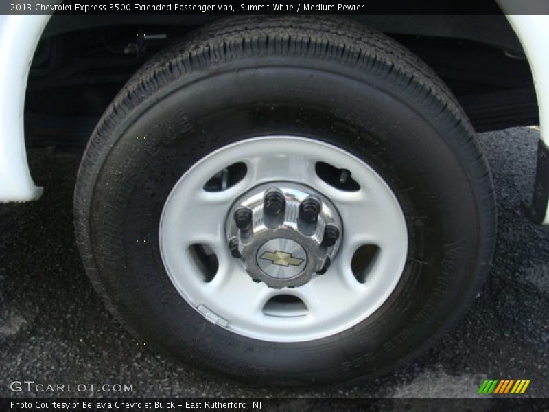 Summit White / Medium Pewter 2013 Chevrolet Express 3500 Extended Passenger Van