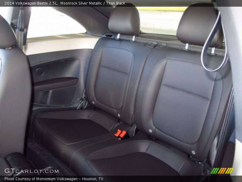 Moonrock Silver Metallic / Titan Black 2014 Volkswagen Beetle 2.5L